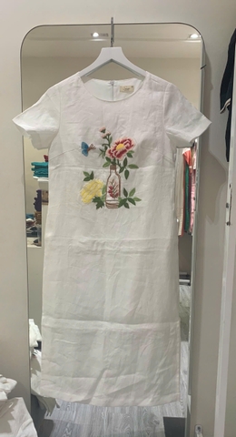 SONO - Đầm linen có tay thêu bình hoa mẫu đơn
