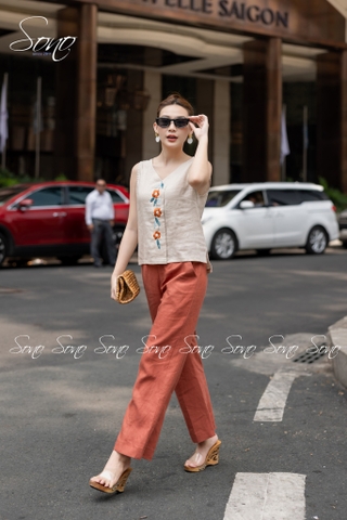 SONO - Áo linen sát nách thêu dọc
