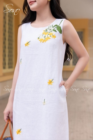 SONO - Đầm linen sát nách thêu nhánh hoa vàng