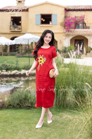 SONO - Đầm linen có tay thêu hoa hướng dương