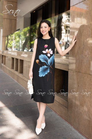 SONO - Đầm linen vẽ hoa sen