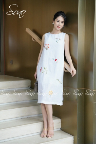 SONO - Đầm linen thêu toàn thân