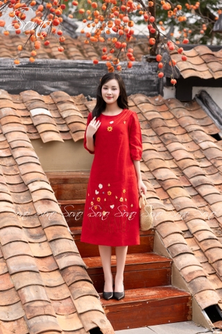SONO - Đầm linen tay lỡ thêu hoa cỏ