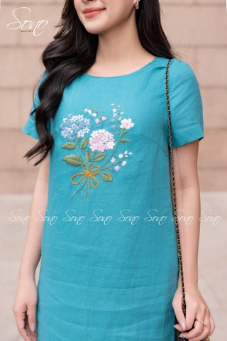 SONO - Đầm linen có tay thêu bó hoa tú cầu