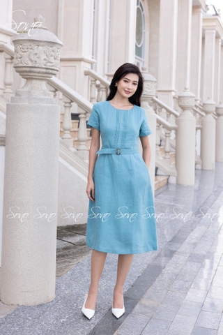 SONO - Đầm linen chạy li ngực kèm belt