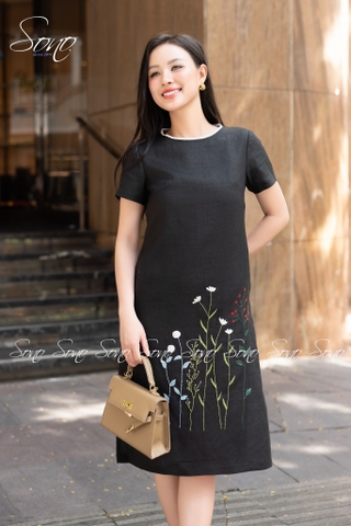 SONO - Đầm linen ren cổ thêu hoa