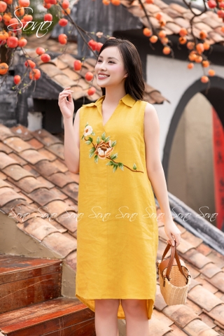SONO - Đầm linen sơ mi sát nách thêu hoa ngực