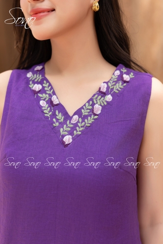 SONO - Đầm linen nút gỗ bên thêu viền cổ tim