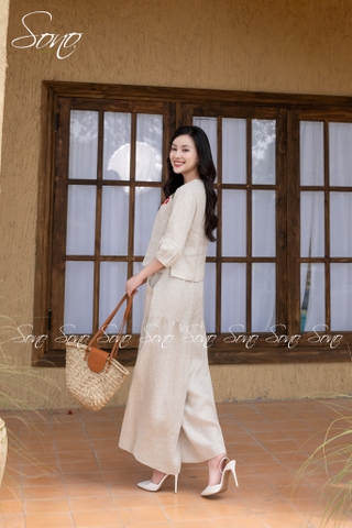 SONO - Áo linen tay lỡ thêu nhành hoa rơi