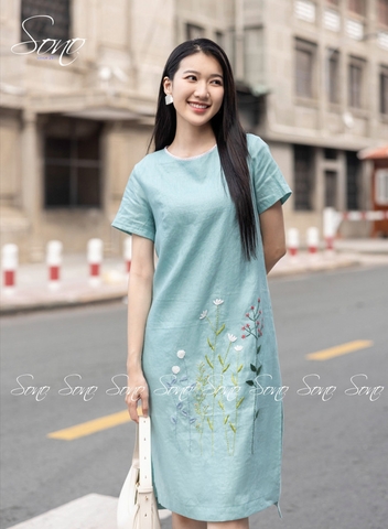 SONO - Đầm linen ren cổ thêu hoa
