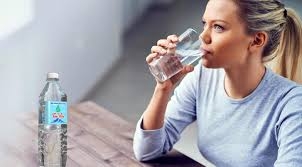6 lý do bạn nên uống nhiều nước !!!!