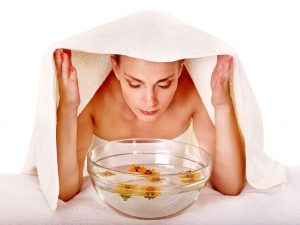 Cách xông hơi trị cảm với những nguyên liệu chưa tới 10k, 1 đêm là khỏi ngay!