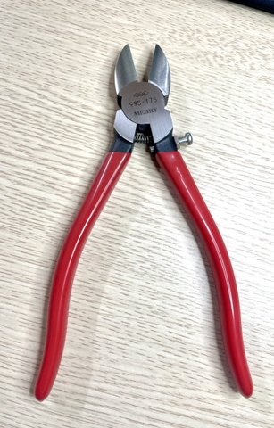 Kìm cắt nhựa 99S-175 Merry Nhật Bản