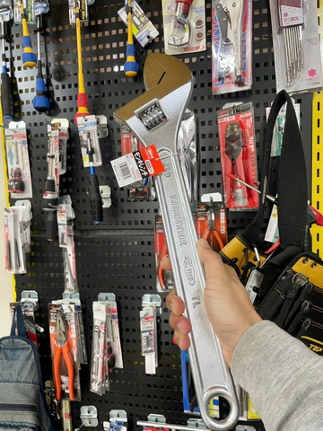 Mỏ lết M450 Lobster Nhật Bản