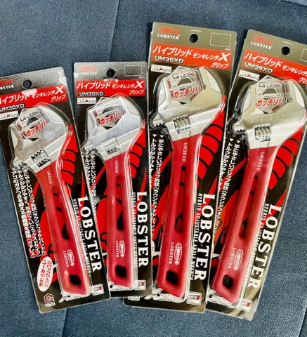 Mỏ lết UM36XD Lobster Nhật Bản
