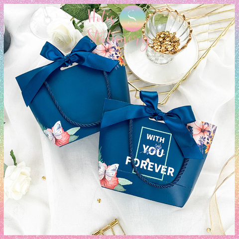 [HOTIS] Túi giấy đựng quà tặng nhiều hình xinh xắn có quai xách và tặng kèm ruy băng thắc nơ