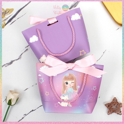 [HOTIS] Túi giấy đựng quà tặng nhiều hình xinh xắn có quai xách và tặng kèm ruy băng thắc nơ