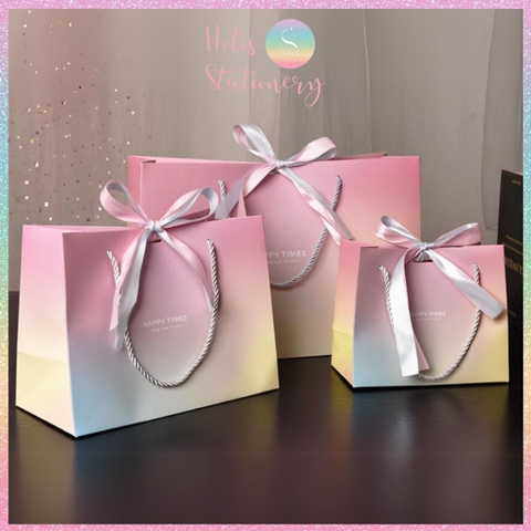 [HOTIS] 8 MẪU - Túi giấy đựng quà tặng vân gold gradient có quai xách và tặng kèm ruy băng thắc nơ đôi - 3 size