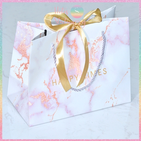 [HOTIS] 8 MẪU - Túi giấy đựng quà tặng vân gold gradient có quai xách và tặng kèm ruy băng thắc nơ đôi - 3 size