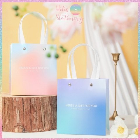 [HOTIS] Túi Đựng Quà Tặng Màu Gradient Kèm Ruy Băng Thắt Nơ - Túi Đựng Mỹ Phẩm, Đựng Quà Nhiều Size, Chất Liệu Nhựa Cao Cấp