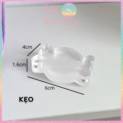 [HOTIS] Khung acrylic mini hoạt hình trong suốt khóa nam châm đựng ảnh thẻ để bàn