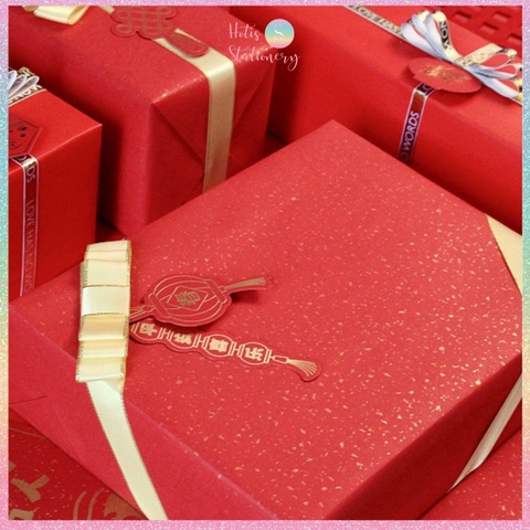 [HOTIS] Set 5 tờ Giấy gói quà Tết màu đỏ may mắn, họa tiết ánh kim mang lại tài lộc, thịnh vượng - KT 52x72cm