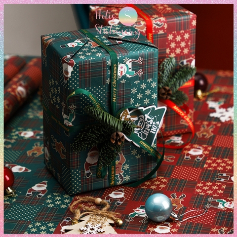 [HOTIS] Set 5 Tờ Giấy Gói Quà Giáng Sinh Caro Kraft 49x49cm - Họa Tiết Tuần Lộc, Ông Già Noel, Gói Quà & Bó Hoa Trang Trí Noel