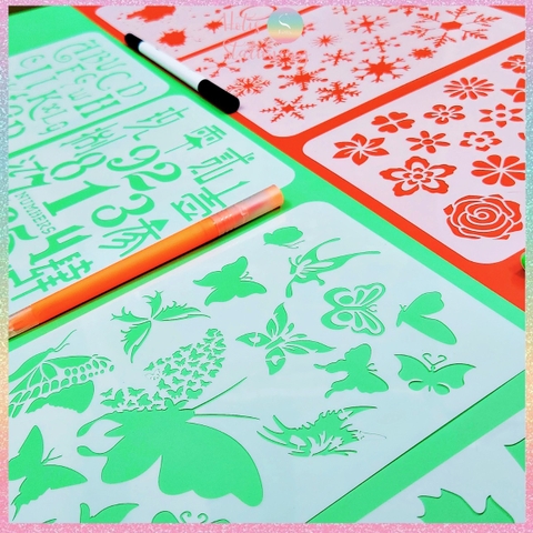 Thước nhựa rỗng Hotis vẽ hình, tô màu, hoạt tiết hoạt hình dễ thương - Set 4 tấm size A5