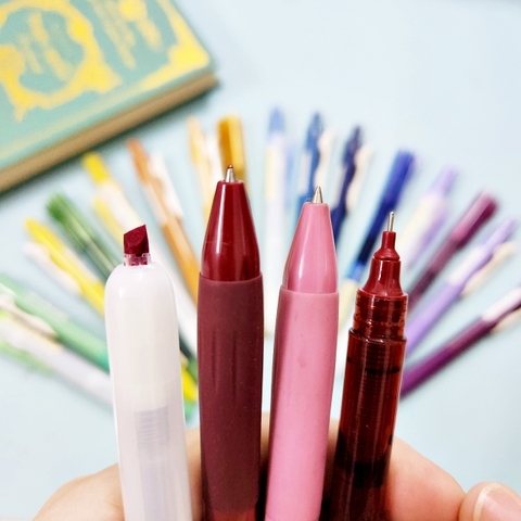 [HOTIS] Set 4 bút gel, bút nước và bút dạ quang cùng tông màu tặng kèm túi zip tiện lợi