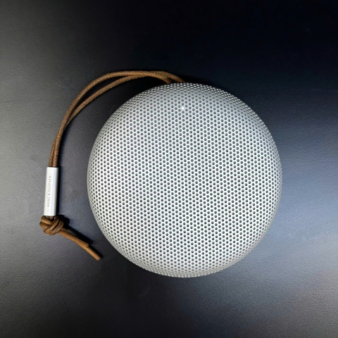 Loa Bang & Olufsen Beosound A1 2nd Likenew Fullbox