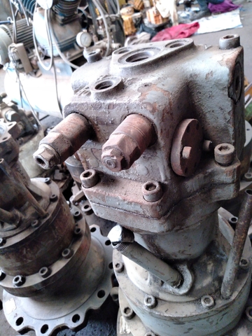 Motor Quay Toa EX120-1