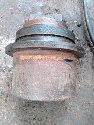 Di Chuyển Bánh Xích PC120-3