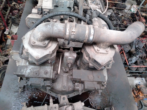 Bơm Tổng EX700