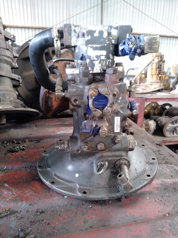 Bơm Tổng PC75