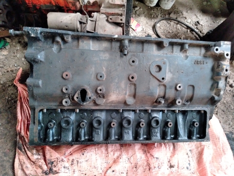 Lốc Động Cơ 6D102