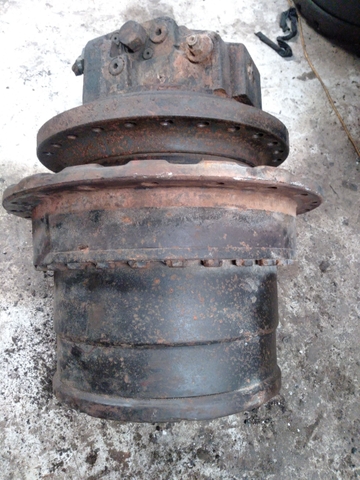 Di Chuyển Bánh Xích ZX330