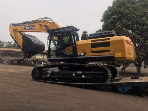 Máy đào SY375H