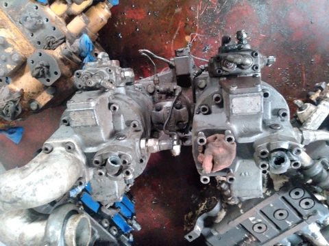Bơm Tổng ZX330