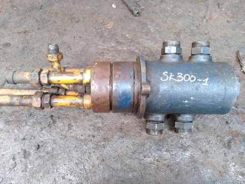 Trục Trung Tâm SK300-1
