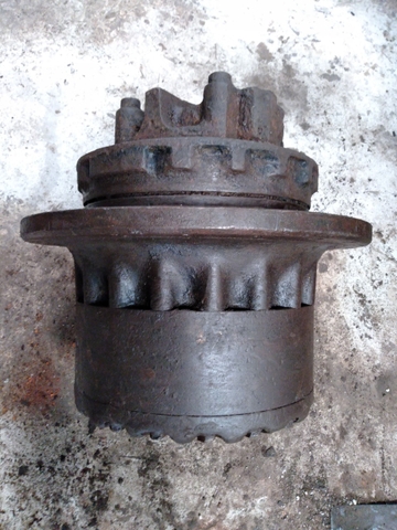 Di Chuyển Bánh Xích PC200-6