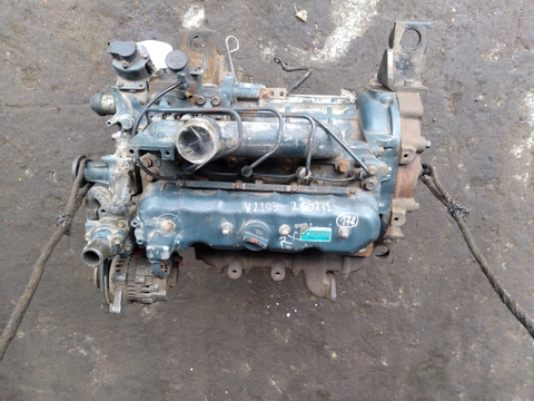 Động Cơ V2203