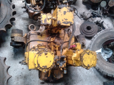 Bơm Tổng PC650/710