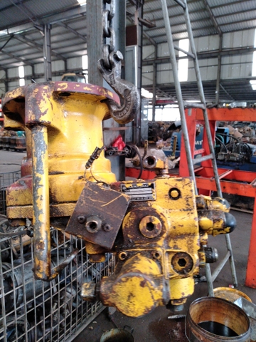 Motor Quay Toa SK120-1