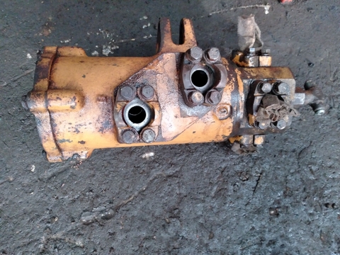 Trục Trung Tâm PC300-3