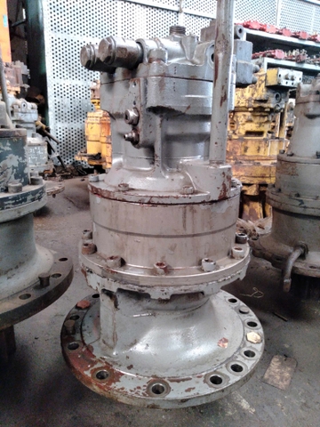 Ụ Quay Toa ZX200-3