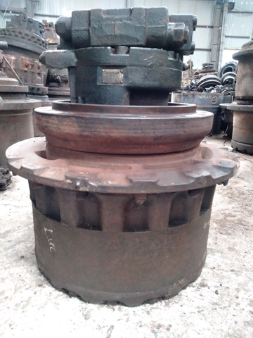 Di Chuyển Bánh Xích E320B