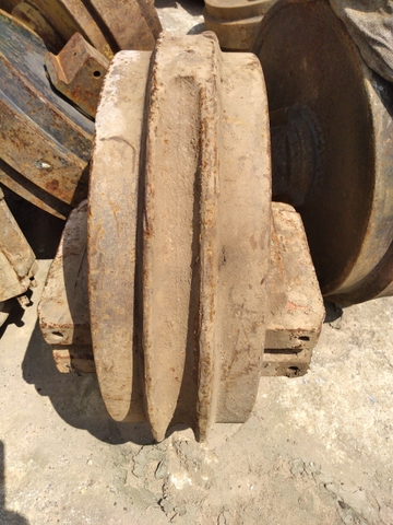 Bánh Dẫn Hướng PC200-5/6/7