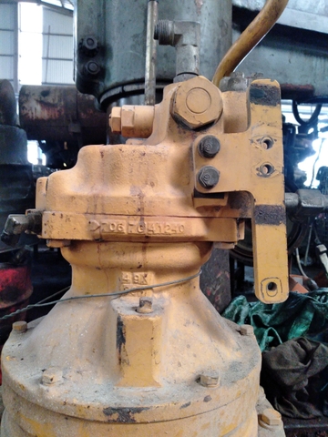 Motor Quay Toa PC200-8