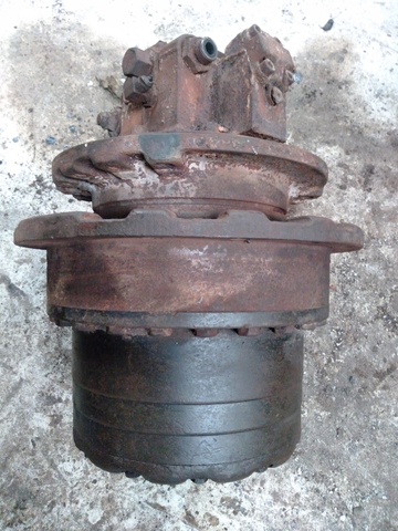Di Chuyển Bánh Xích EX220-3