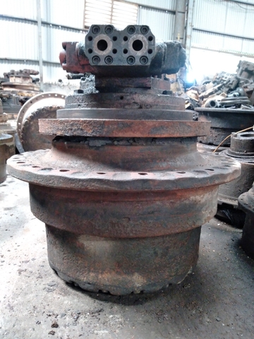 Di Chuyển Bánh Xích EX700